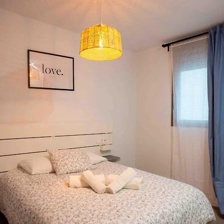 Apartamento En Centro 4f *